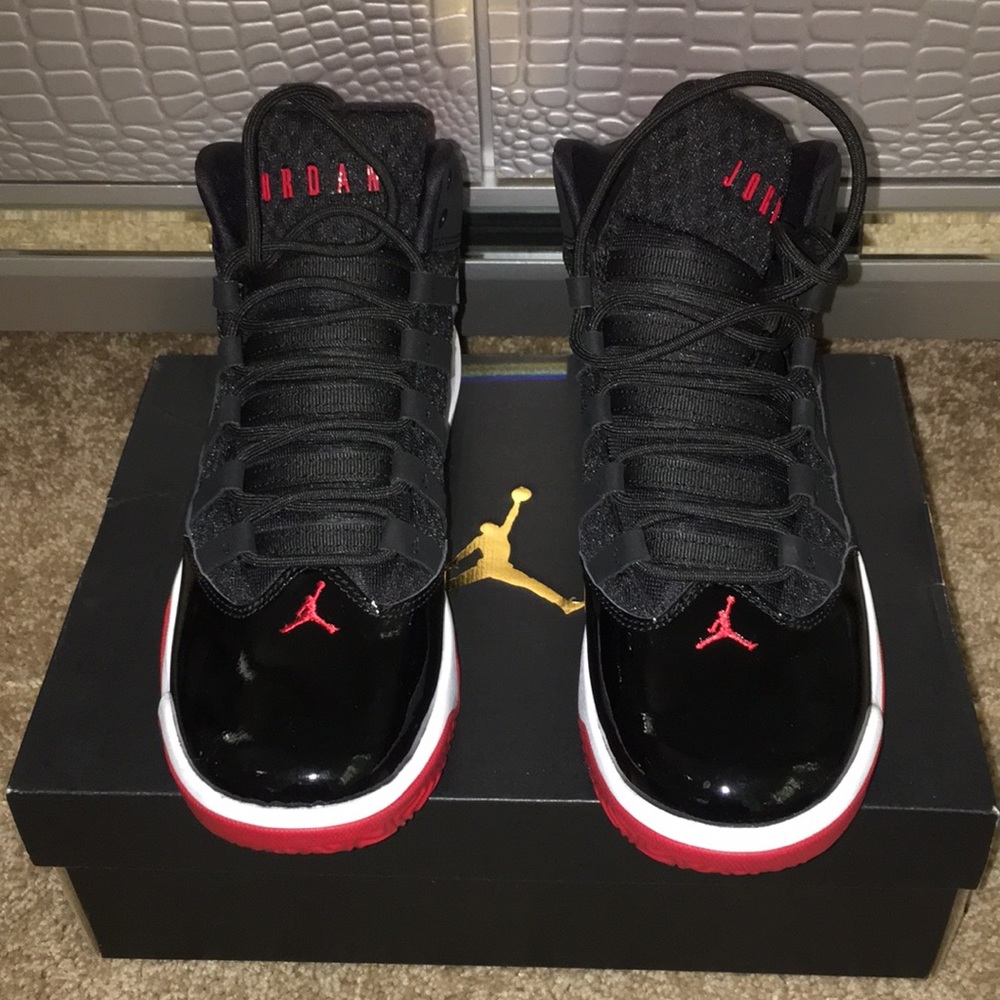 7y Jordan max aura gs